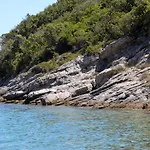 בית נופש House With A Parking Space Sveti Jakov, Losinj - 7950 *