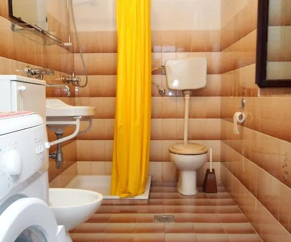 House With A Parking Space Sveti Jakov, Losinj - 7950 펜션 *